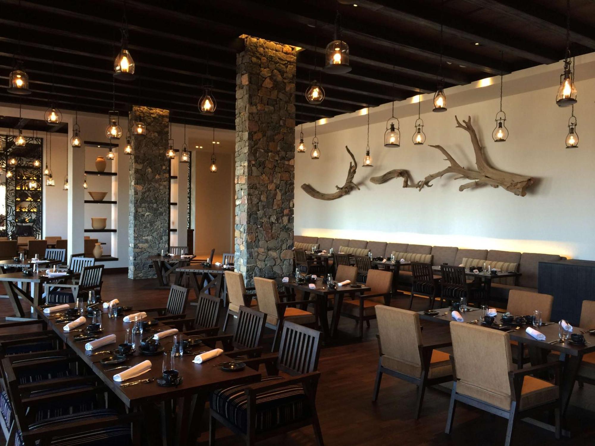 Hotel Alila Jabal Akhdar Al Khutaym Esterno foto Interior of the restaurant